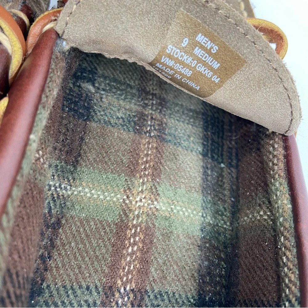 LLBEAN Flannel Lined Suede Slipper Mens 9